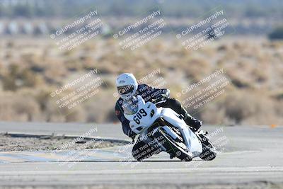 media/Dec-07-2025-CVMA (Sun) [[3e7d2de5dc]]/Race 12- Formula 40 MW and LW/